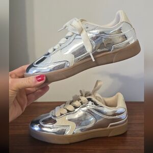 Girls Silver Blowfish Sneakers
